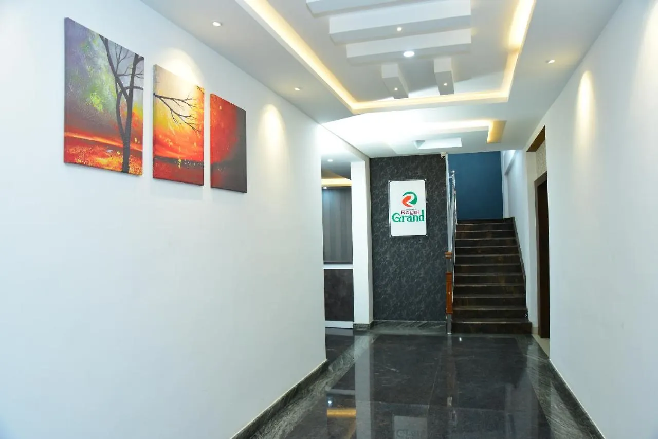 W Royal Grand Hotel Meenangadi