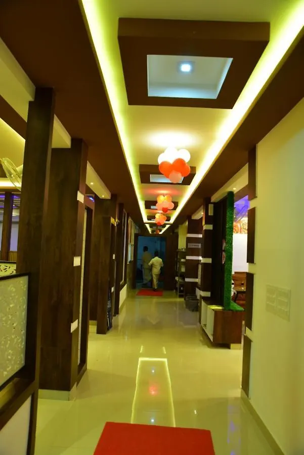 W Royal Grand Hotel Meenangadi India