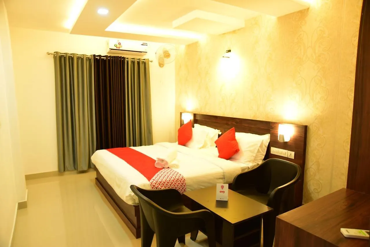 W Royal Grand Hotel Meenangadi 0*,