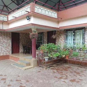 The Lake View Kalpetta